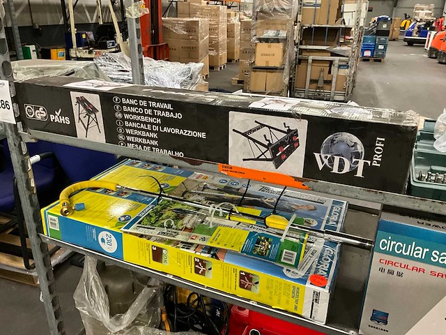 Partij bouwbenodigdheden, retourgoederen - afbeelding 2 van  9