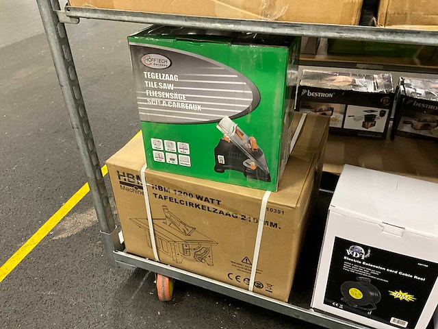 Partij bouwbenodigdheden retourgoederen - afbeelding 9 van  9