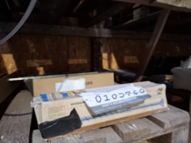 Partij bouwbenodigdheden - afbeelding 13 van  65