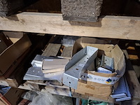 Partij bouwbenodigdheden - afbeelding 27 van  65