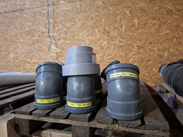 Partij bouwbenodigdheden - afbeelding 35 van  65