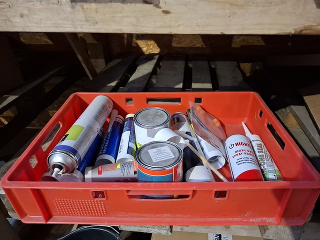 Partij bouwbenodigdheden - afbeelding 44 van  65