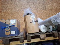 Partij bouwbenodigdheden - afbeelding 34 van  65