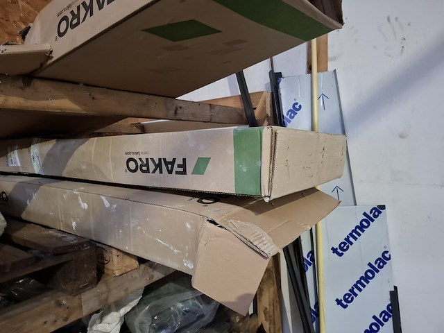 Partij bouwbenodigdheden - afbeelding 50 van  65