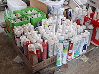 Partij bouwbenodigdheden - afbeelding 2 van  17