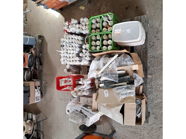 Partij bouwbenodigdheden - afbeelding 10 van  17