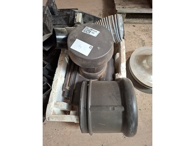 Partij bouwbenodigdheden - afbeelding 3 van  4