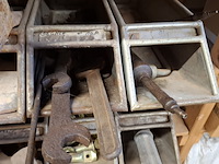 Partij bouwbenodigdheden - afbeelding 7 van  56