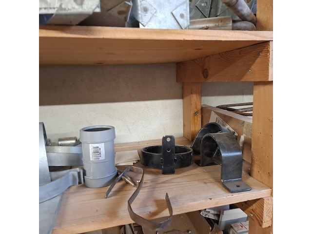 Partij bouwbenodigdheden - afbeelding 17 van  56