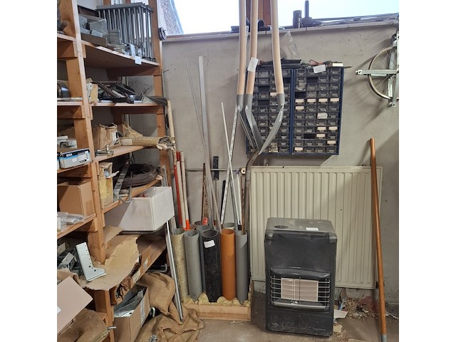 Partij bouwbenodigdheden - afbeelding 12 van  56