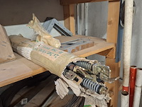 Partij bouwbenodigdheden - afbeelding 40 van  56