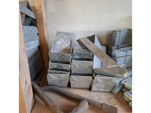 Partij bouwbenodigdheden - afbeelding 46 van  56