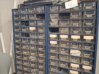 Partij bouwbenodigdheden - afbeelding 47 van  56