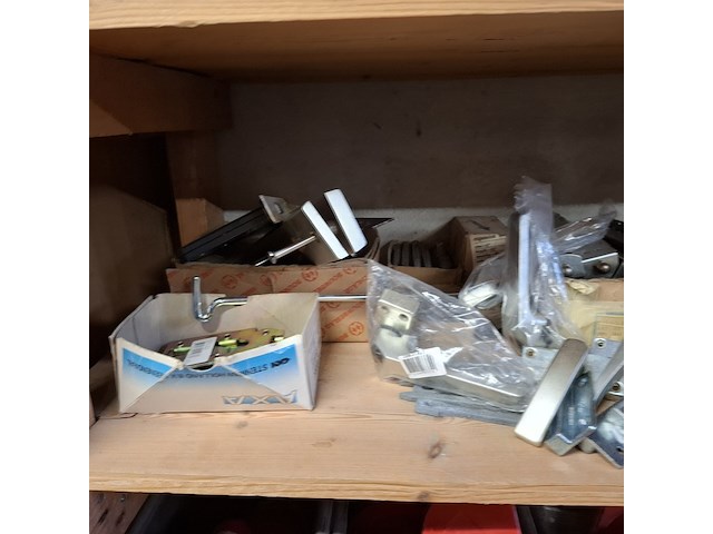 Partij bouwbenodigdheden - afbeelding 55 van  56