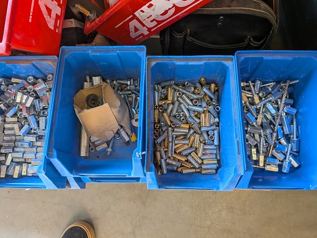 Partij bouwbenodigdheden - afbeelding 21 van  23