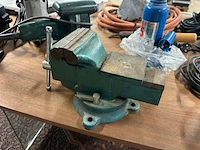 Partij bouwgereedschap en bouwmaterialen w.o. bosch, dewalt - afbeelding 7 van  10