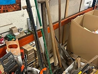 Partij bouwgereedschap en tuingereedschap - afbeelding 8 van  8
