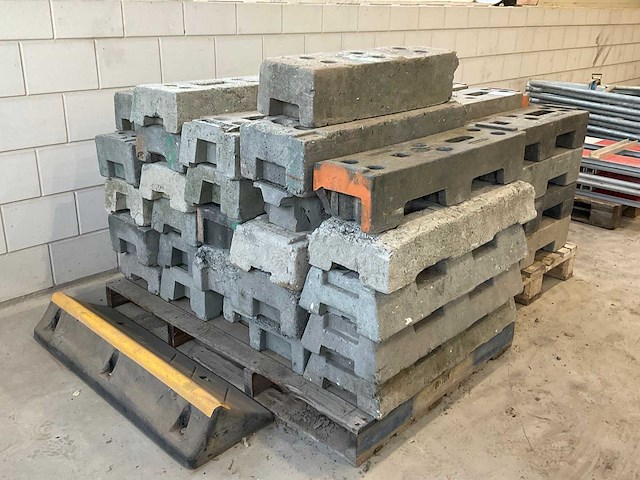 Partij bouwhek voeten - afbeelding 5 van  5