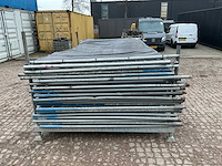 Partij bouwhekken - afbeelding 8 van  8