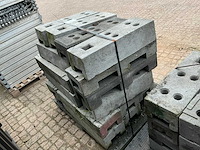 Partij bouwhekvoeten - afbeelding 4 van  5