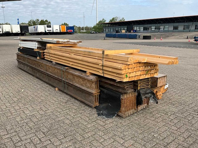 Partij bouwhout - afbeelding 7 van  13