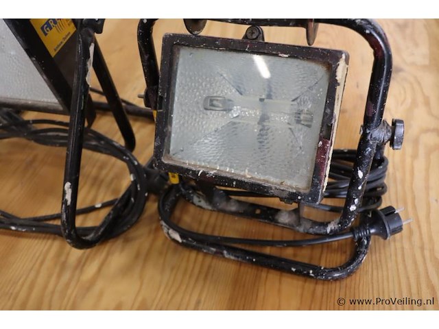 Partij bouwlampen o.a. eurolux art.100 en art.200 - afbeelding 4 van  7