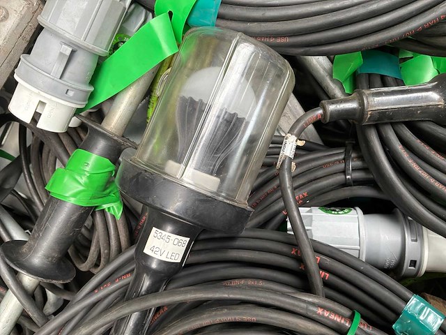 Partij bouwlampen - afbeelding 4 van  9