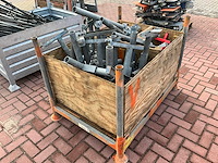 Partij bouwlift verankeringen - afbeelding 2 van  4