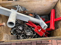 Partij bouwlift verankeringen - afbeelding 4 van  4