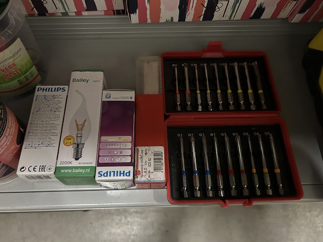 Partij bouwmarkt artikelen en led lampen w.o. philips, stanley, wolfcraft - afbeelding 2 van  7