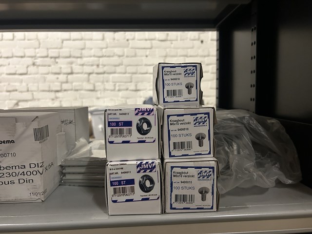 Partij bouwmarkt artikelen w.o. imbema, jung, jmv - afbeelding 3 van  6