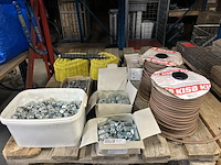 Partij bouwmateriaal w.o. kiso, fos - afbeelding 1 van  7