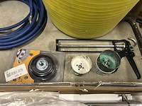 Partij bouwmaterialen en badkameraccessoires - afbeelding 5 van  8