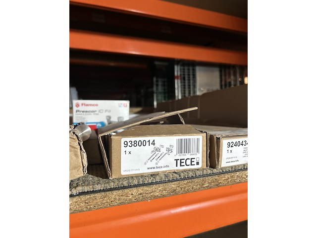 Partij bouwmaterialen en elektronica w.o. tece, magnum mrc, jaca - afbeelding 7 van  8