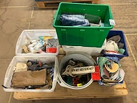 Partij bouwmaterialen w.o. bosch, grohe - afbeelding 2 van  7