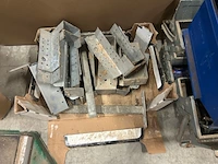 Partij bouwmaterialen, zwaar handgereedschap en werkplaatsbenodigdheden w.o. handson - afbeelding 10 van  12