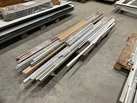 Partij bouwmaterialen - afbeelding 1 van  8