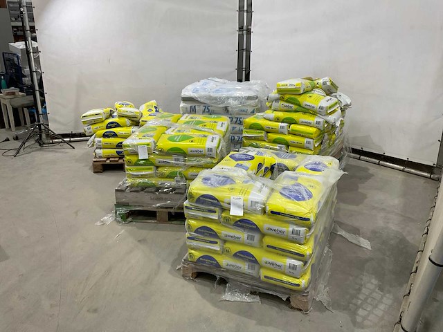 Partij bouwmaterialen - afbeelding 1 van  10