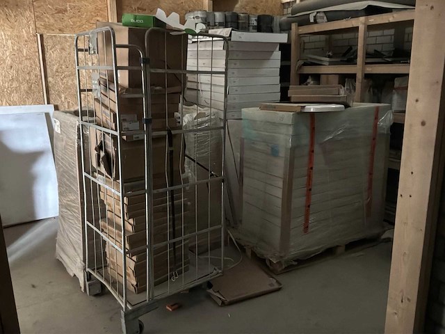 Partij bouwmaterialen - afbeelding 1 van  40