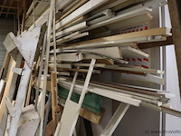 Partij bouwplanken en afwerkprofielen - afbeelding 8 van  13