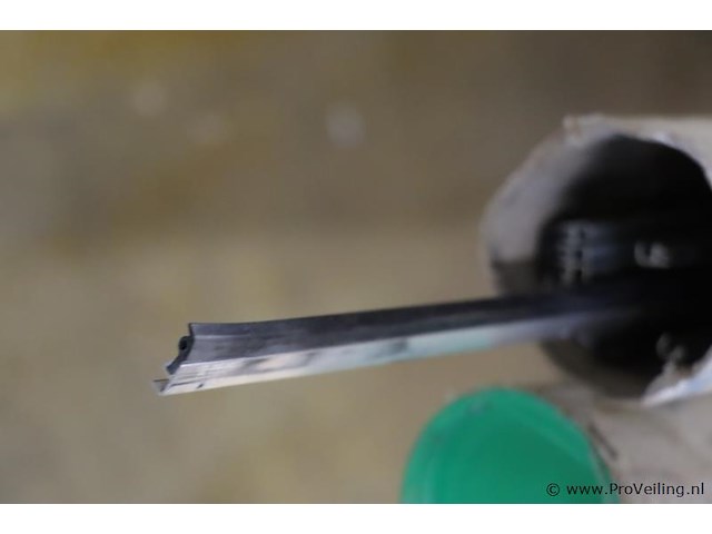 Partij bouwplanken en afwerkprofielen - afbeelding 12 van  13