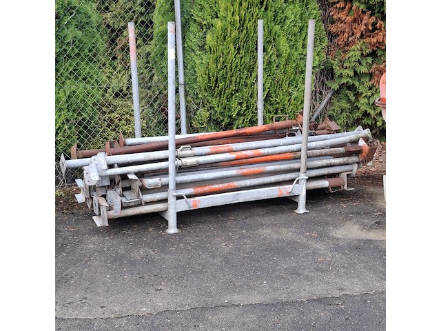 Partij bouwstempels in transportbok - afbeelding 1 van  4