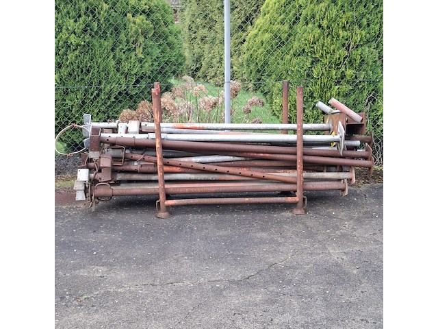 Partij bouwstempels in transportbok - afbeelding 1 van  5