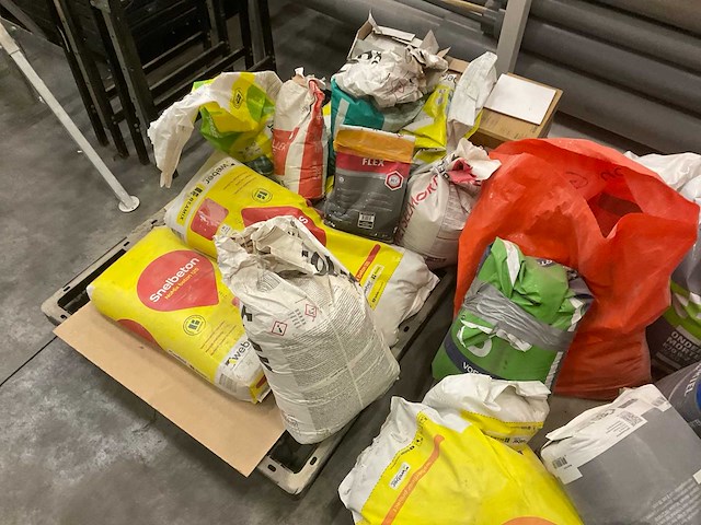 Partij bouwstoffen - afbeelding 4 van  5