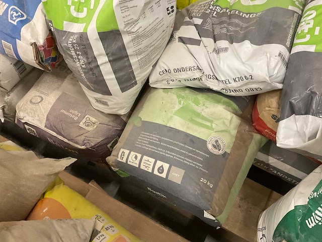 Partij bouwstoffen - afbeelding 4 van  15