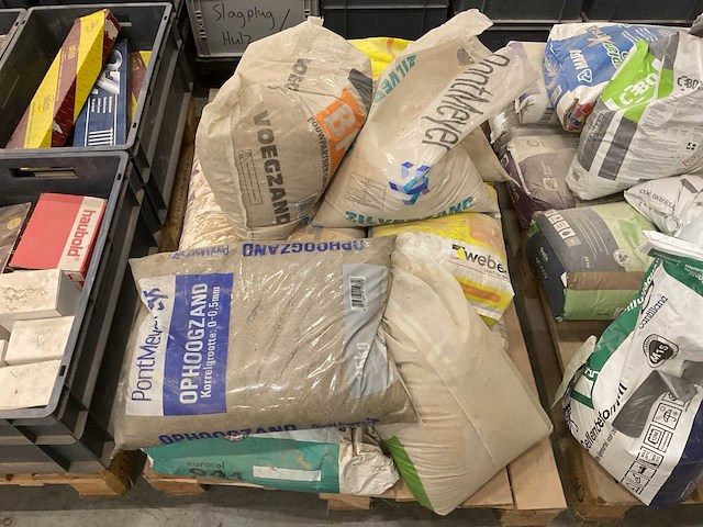 Partij bouwstoffen - afbeelding 8 van  15