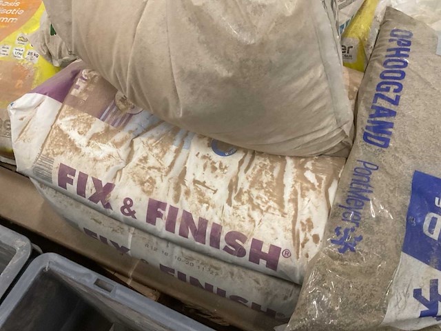 Partij bouwstoffen - afbeelding 11 van  15