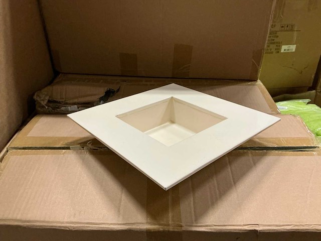 Partij bowl vigo zinc l25xb25xh5,5cm cream (800x) - afbeelding 1 van  5