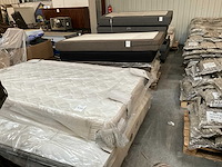 Partij boxspring toebehoren - afbeelding 1 van  7