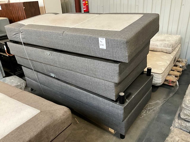 Partij boxspring toebehoren - afbeelding 6 van  7